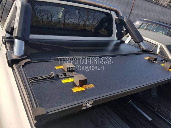 Крышка алюминиевая трехсекционная Winbo на Toyota Hilux Revo (2015-2019) -536226