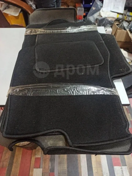 Коврики в салон Nissan Navara 3 2005-2010 ворс черные NN30510