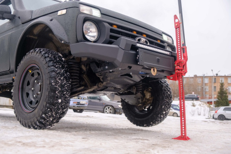 Бампер передний Lada (ВАЗ) Niva Legend с балкой дальнего света КОМПЛЕКТ STC-LNI2121/77-BF-C1+L4