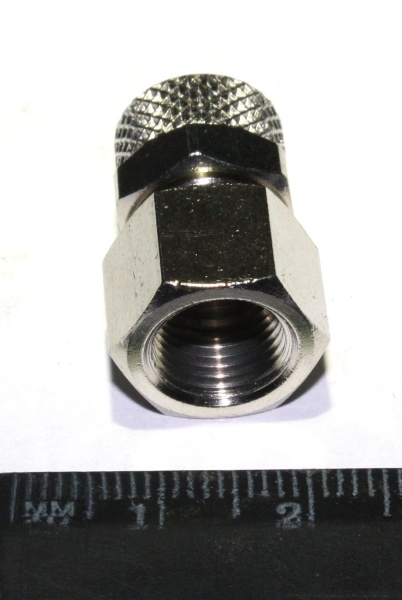 Фитинг прямой с внутренней резьбой G1/8 с накидными гайками 6/4 Camozzi  8209