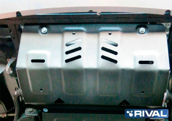 Защита радиатора RIVAL Fiat Fullback/Mitsubishi L200/Mitsubishi Pajero Sport  2333.4046.1.6 Защита радиатора RIVAL Fiat Fullback/Mitsubishi L200/Mitsubishi Pajero Sport  2333.4046.1.6