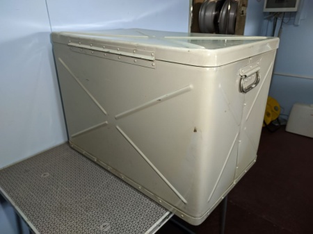 Ящик алюминиевый 650х420х450  ЯА650420450